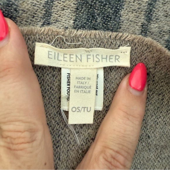 Eileen Fisher neutral stripe cashmere shawl wrap scarf with fringe - Picture 4 of 4